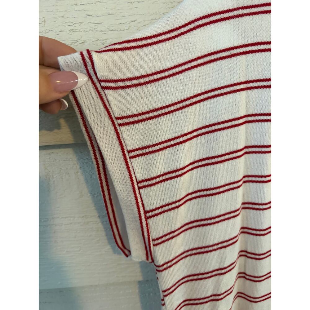 MOD On Trend Red & White Terry Cloth Striped V-Neck Pocket Tee Size Medium - Picture 5 of 6